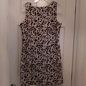 CHIC BROWN/WHITE PATTERN  DRESS